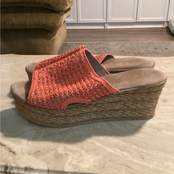 REBA - Coral/orange wedges, Size 9 - Picture 4 of 7